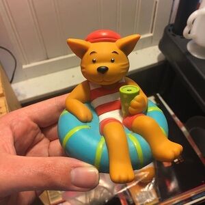 Silly splishy splash toy